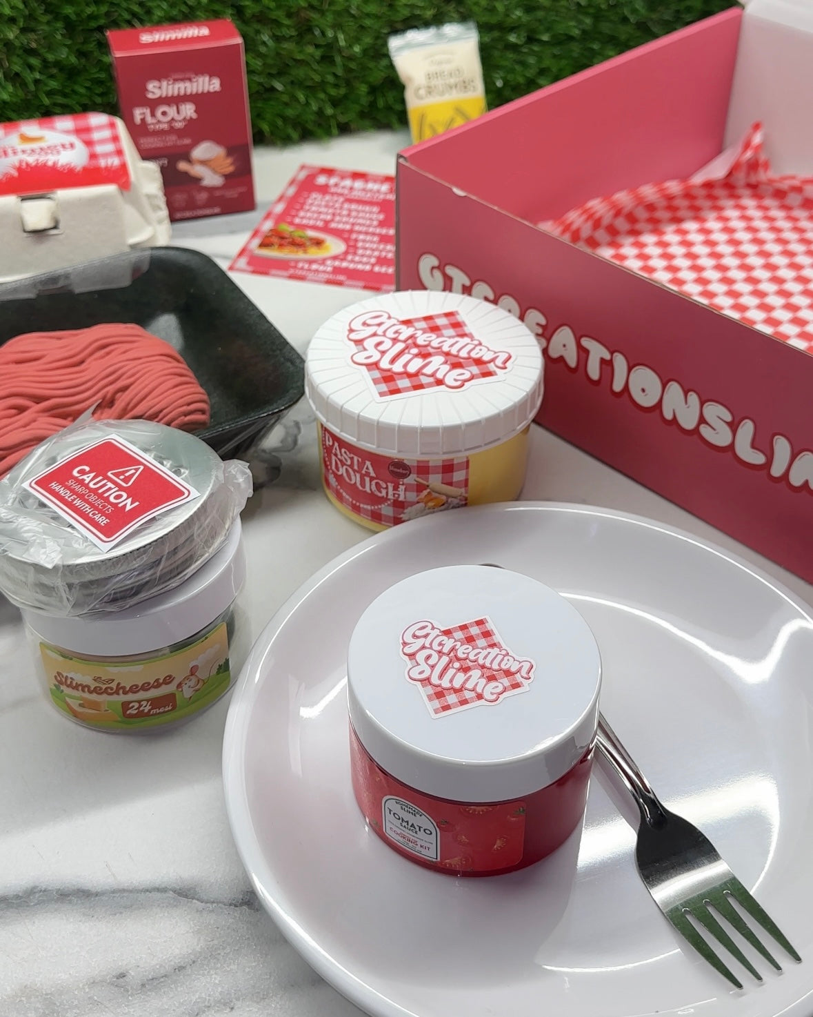 SPAGHETTI AND MEATBALLS